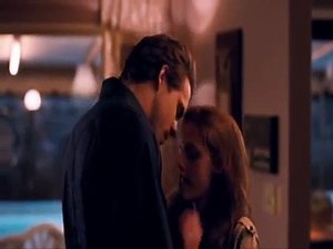 Kristen Stewart and Ryan Reynolds in Adventureland