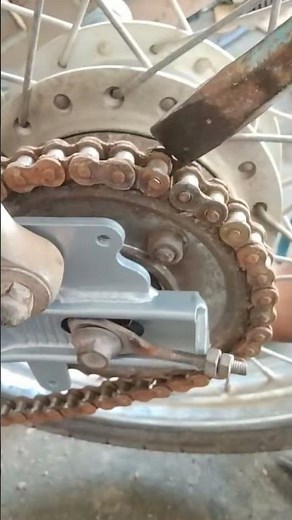 How to remove a motorcycle chain link #workshopfyp