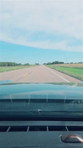 Dale (@livingbestlife_)’s videos with Lipstick - Dan   Shay