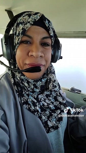 Exploring Aircraft Cockpit Operations and Controls