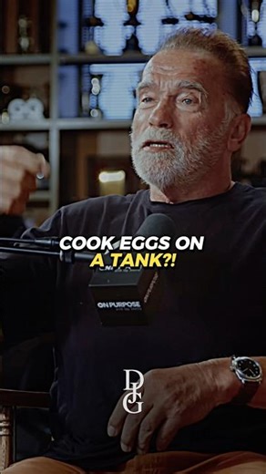 Cooking eggs on a tank…?! 😂👇Arnold Schwarzenegger talks about army…