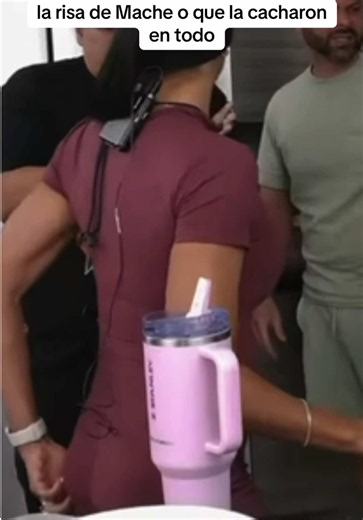 No se que da mas risa la risa de @Mariajosé Alvarado e la cacharon en todo 🤣🤭 #sabadodematernidad #ellenguetazo