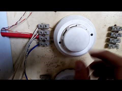 Prueba de sensor detector de humo, sistema contra incendios