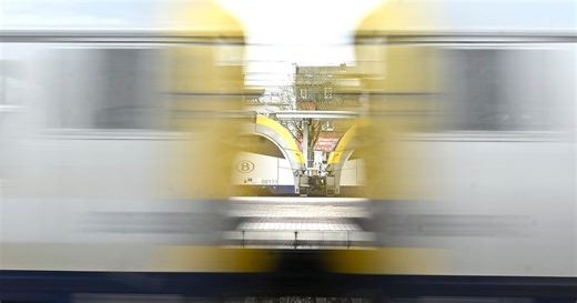 Drame en Flandre: un cycliste décède après avoir été heurté par un train