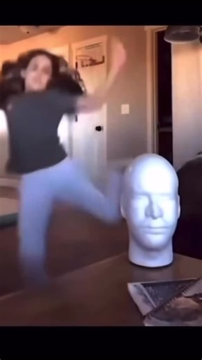 𝗟𝗢𝗡𝗘 𝗥𝗘𝗔𝗣𝗘𝗥 | 𝟬𝟭.𝟮𝟭.𝟮𝟲 on Instagram: "Trees in the forest are actually talking to each other via an “Underground Internet.” 🌳 Known as the “Wood Wide Web,” this network is made of tiny fungal threads. Trees use it to swap nutrients and warn each other about predators. If one tree is attacked by bugs, it sends a chemical SOS so neighbors can prep their defenses. Older “Mother Trees” even send sugar to younger, weaker saplings to help them survive. Nature is far more connected tha