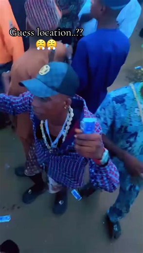 Inside hood🥂🥂@📿Babalawo Ifakorede anipupo