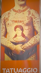 Tatuaggio. Storie dal Mediterraneo 📆 Fino al 28 luglio 2024 📍 MUDEC - Museo delle Culture, via Tortona 56, Milano Scopri curiosità, aneddoti e significati di una delle pratiche più antiche della storia dell’uomo, divenuta oggi un vero e proprio fenomeno globale: il tatuaggio. Attraverso reperti originali, fotografie, videoinstallazioni, stampe e incisioni, la grande mostra racconta millenni di storia del tatuaggio, dalle origini a oggi. Non perderla! | MUDEC - Museo delle Culture