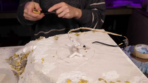 Crafting a Detailed Fantasy Diorama Step by Step!