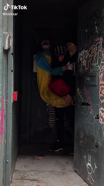 Crazy Halloween Prank Videos by Nickxar