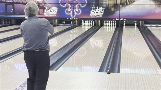 We had some fun during the opening squad for doubles and singles at the 2025 #USBCOpen in Baton Rouge! There was a mix of hall of famers lacing up this evening with a few solid performances to kick off the excitement at the Raising Cane's River Center. The hall of famers on Sunday's squad included Mike Aulby, Amleto Monacelli and Bryan Goebel. All three are in the PBA Hall of Fame, and Goebel will join Aulby and Monacelli in the USBC Hall of Fame as part of the 2025 class. Monacelli (680) and hi