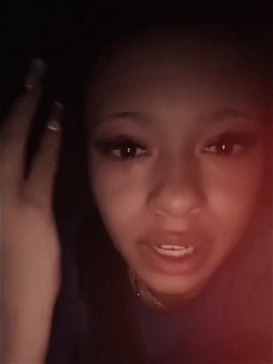 Je n’est pas les mot comment un fille qui n’a pas vécu le quart de sa vie peut se faire harceler et egorger alors qu’elle n’a rien fait 😞💔@wlw 👩🏽‍❤️‍💋‍👩🏻 @Emmy 🤭