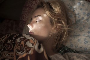 Mom Asks Reddit if She's Wrong For Faking to Be Asleep to Force Her Husband to Take Care of the Baby