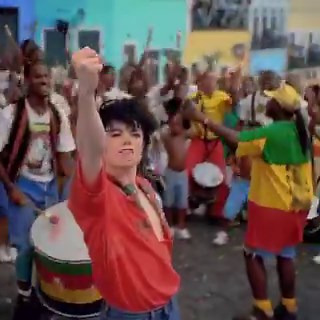 Michael Jackson tuvo que cerrar un trato con un narcotraficante para filmar este video. El gobierno brasileño intentó bloquear la filmación. Un juez prohibió el rodaje. La policía se negó a entrar en la zona.