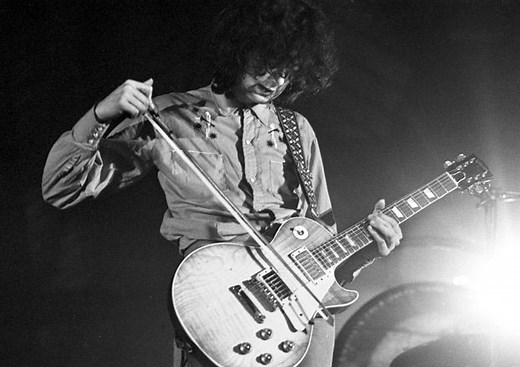 Jimmy Page Offers an Up-Close Look at His “Number 1” Les Paul