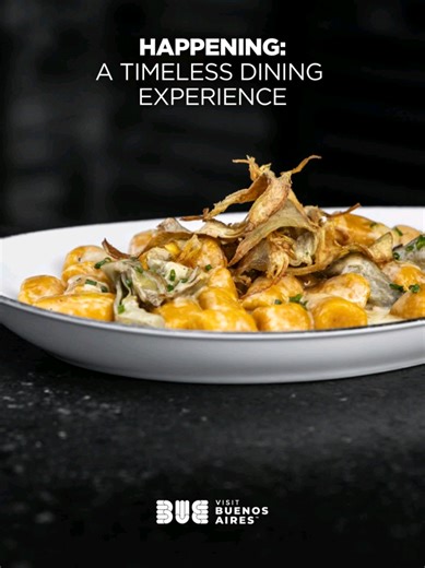 Rooted in tradition and focused on the present, Happening offers an experience that celebrates Argentine cuisine from a contemporary perspective. Grill classics and flavors from around the world come together in a constantly evolving menu, complemented by a warm and welcoming atmosphere. 🥩 - Con raíces en la tradición y una mirada puesta en el presente, Happening propone una experiencia que celebra la cocina argentina desde una perspectiva actual. Parrilla y sabores del mundo conviven en una ca