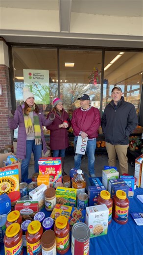 We’re here at Stop&Shop until 12 pm! Come by and help the West Hartford Food Pantry! | State Senator Derek Slap