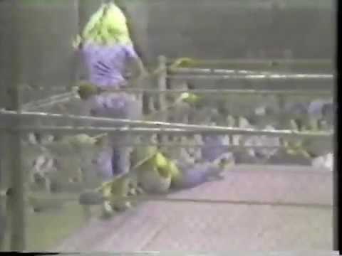 Freebirds REUNITED! SECW 🤼‍♂️1982 - Freebird Fantasia Cage Match - Hayes vs Gordy!