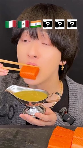 ちょりぞう（沼男） on Instagram: "ついに出た！！ . . . #サーモン #サイコロ #dice #飯テロ #モッパン #調味料 #咀嚼音 #mugbang #ASMR #LG #league #ホスト #ちょりぞう"