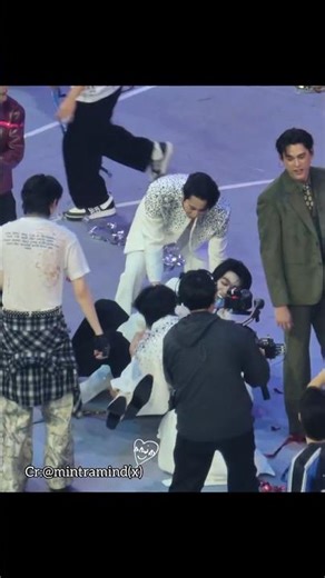 lol 😆 what're they doing 😂 #dunknatachai #aouboom #greatsapol #gmmtvstarlympics2025 #gmmtv #shorts