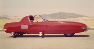 Bizarre self-balancing 1967 Gyro-X car to be restored