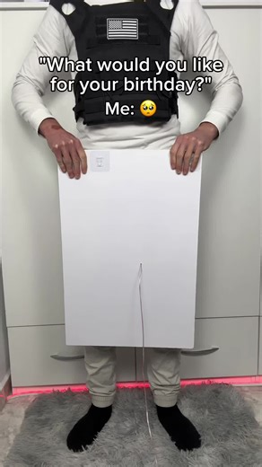 Only true Call of Duty fans will want this…🫣🪖#codzombies #callofdutyzombies #frame Take your home decor to the next level