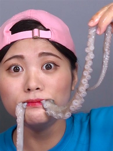 Savoring Raw Octopus: A Seafood Mukbang Experience