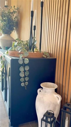 Modern Dining Buffet Details