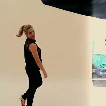 Emily Bett Rickards dancing [TV Guide Magazine Photoshoot]