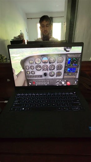 1st Portable compact flight simulator for travel ultra budget