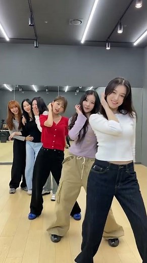 #BAAM 절대 뒤를 보지마 😆