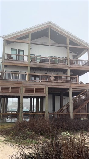 Off to Texas for a short little getaway before the Crazy Spring gets here! Mainly celebrating my moms 50th Birthday with family & friends! #texas #wisconsin #vacation #foryoupage #fyp