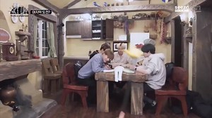 Dinosaur ABC song on NCT Life 💚 | NCT Enthusiast