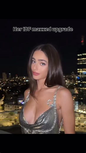 Face Velure on Instagram: "✨ In the neon-lit streets of New York, beneath the shimmering lights of a secret alien modeling show, perfection wasn’t human—it was crafted. 💫 Beings with jawlines sharper than Sean O’Pry’s and cheekbones rivaling Jordan Barrett strutted down the runway, eyes glowing like Chico Lachowski’s. 👽✨ Their secret? Looksmaxxing. Mewing for flawless jawlines, symmetry like Adriana Lima, and skin glowing like Elsa Hosk. This wasn’t beauty—it was bio-hacked perfection. 🛸Each 