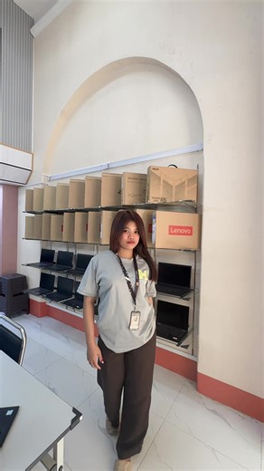 မနက်မိုးလင်းအစမှာ အကလေးတဖြတ်🤔❤️#htoocomputer #myanmartiktok🇲🇲🇲🇲 #fypပေါ်ရောက်စမ်း