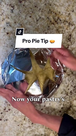 Easy Pie Baking Tip: Using Foil Shield to Protect Your Pie