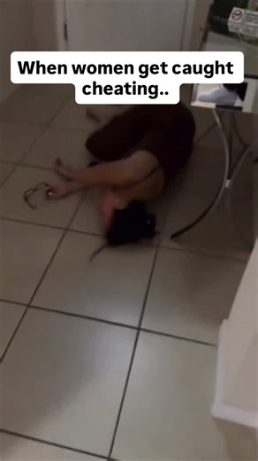 ɪᴄᴇᴅᴜᴘᴛᴠ 🥶📺 on Instagram: "Trust can break in an instant. After catching his girlfriend cheating, this man recorded her reaction and the internet is split on what it reveals. Some say her response shows guilt. Others believe there’s more to the story than what we’re seeing. Moments like this spark uncomfortable conversations about honesty, accountability, and what happens when betrayal gets exposed in real time. Is it better to confront the truth head-on, or handle things private