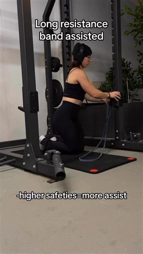 2.7K views · 172 reactions | *Not an exhaustive list of assisted push-up variations* | 퐋퐄퐀퐍 퐁퐄퐄퐅 퐏퐀퐓퐓퐘 | Facebook