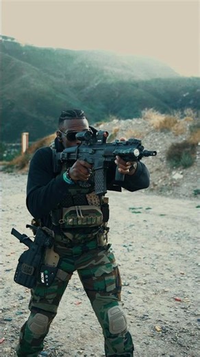 Bushmaster ACR in motion. More Mars Armament range tests? 👀 #MarsArmamentCo #2ndamendment #airsoft