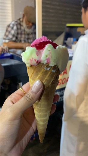 Yummy! What’s your favourite Mauritian food!? 😍 #mauritianfood #ilemaurice #mauritiantiktok #mauritius🇲🇺 #mauritiangirl