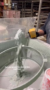 Did you guess the color right? Let us know! ⬇️ Shop all of our bakeware, crafted right here in West Virginia, on Fiesta Factory Direct. 🇺🇸 Link in bio. | Fiesta Dinnerware