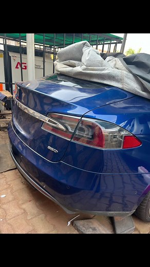 Rescuing a Tesla Model S 85D in Uganda