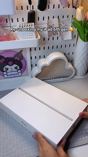 Re-unboxing iPad 6th Gen: Worth it? Tempered Glass, Stylus, & More