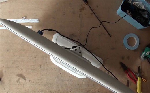 24_LG 液晶显示器 自己动动手（省100多大洋）亮一下黑屏维修LED #显示器 #LG维修教程