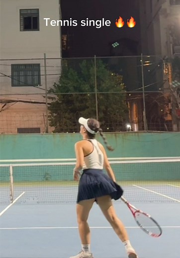 Girls' singles tennis match 🔥🔥 #tennis #tennisgirl #tennisgirls #tennisplayergirl #tennistiktok #tennisviral #sports