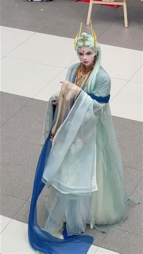 I m not a puppet show not a bluebird. I m Zhuge Liang s own code name the kite. Zhuge