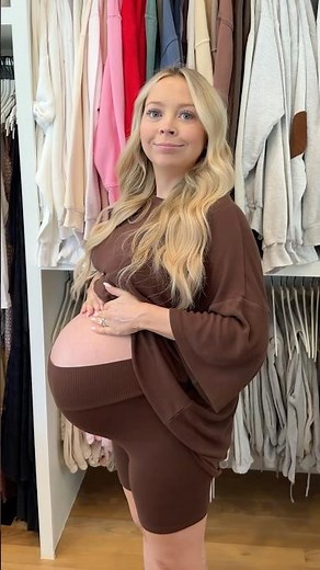 😳 39 weeks pregnant baby bump update… #kayandtayofficial