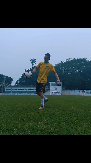 Futebol Magic Skills 😍⚽🔥🎶 #viral #fyp #fy