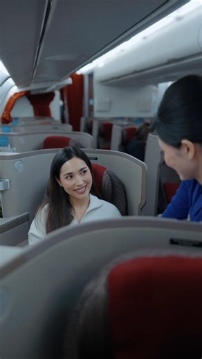 Garuda Indonesia | The Airline of Indonesia on Instagram: "Nikmati ruang yang lebih lega, perjalanan yang lebih tenang, dan layanan penuh kehangatan. Business Class Garuda Indonesia, untuk setiap momen terbang yang istimewa. Saatnya memanjakan diri Anda dengan kenyamanan terbaik. —- Enjoy more space, a quieter journey, and warmer service. Garuda Indonesia Business Class, where every flight feels special. It’s time to indulge in the comfort you deserve. ✈️ #GarudaIndonesia #BecauseYouMatter #Busi