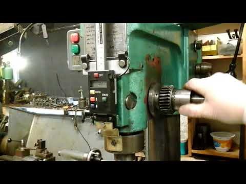 Milling Machine Z axis Quill Adjustment and Mod. to remove Backlash. Part 1 "Mr Factotum"