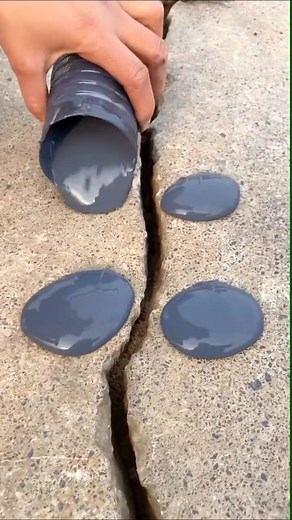 Very useful trick to repair cracks#viral #satisfying #lifehacks #useful #repair #fix #skills #idea #diy #handmade #oddlysatisfying #tipsandtricks #trick #ideatimes #foryou #fypシ